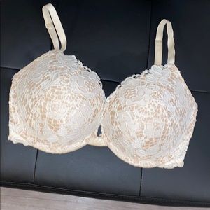 Victoria’s Secret bra